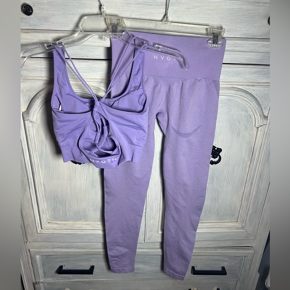 NVGTN Set Lilac Passion‎ Seamless Bra Contour Leggings Athleisure Active Lounge - Picture 7 of 10